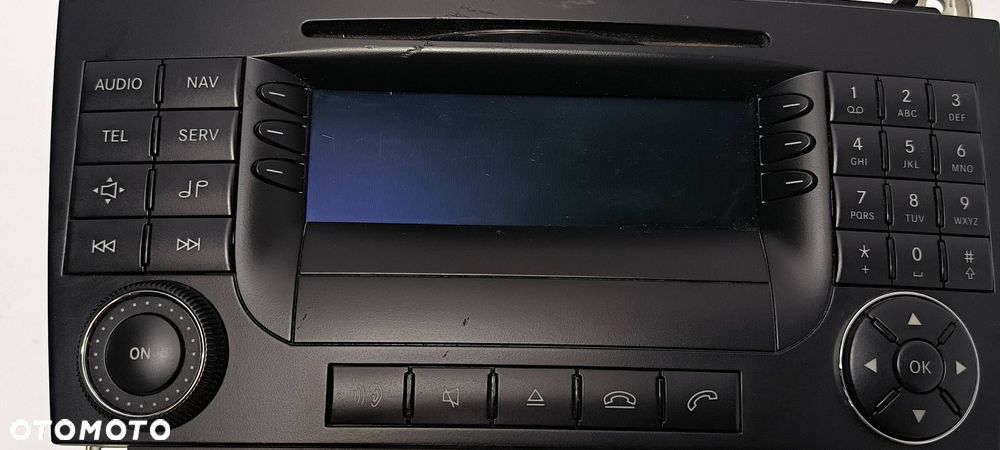 RADIO MERCEDES  A2038703489 - 2