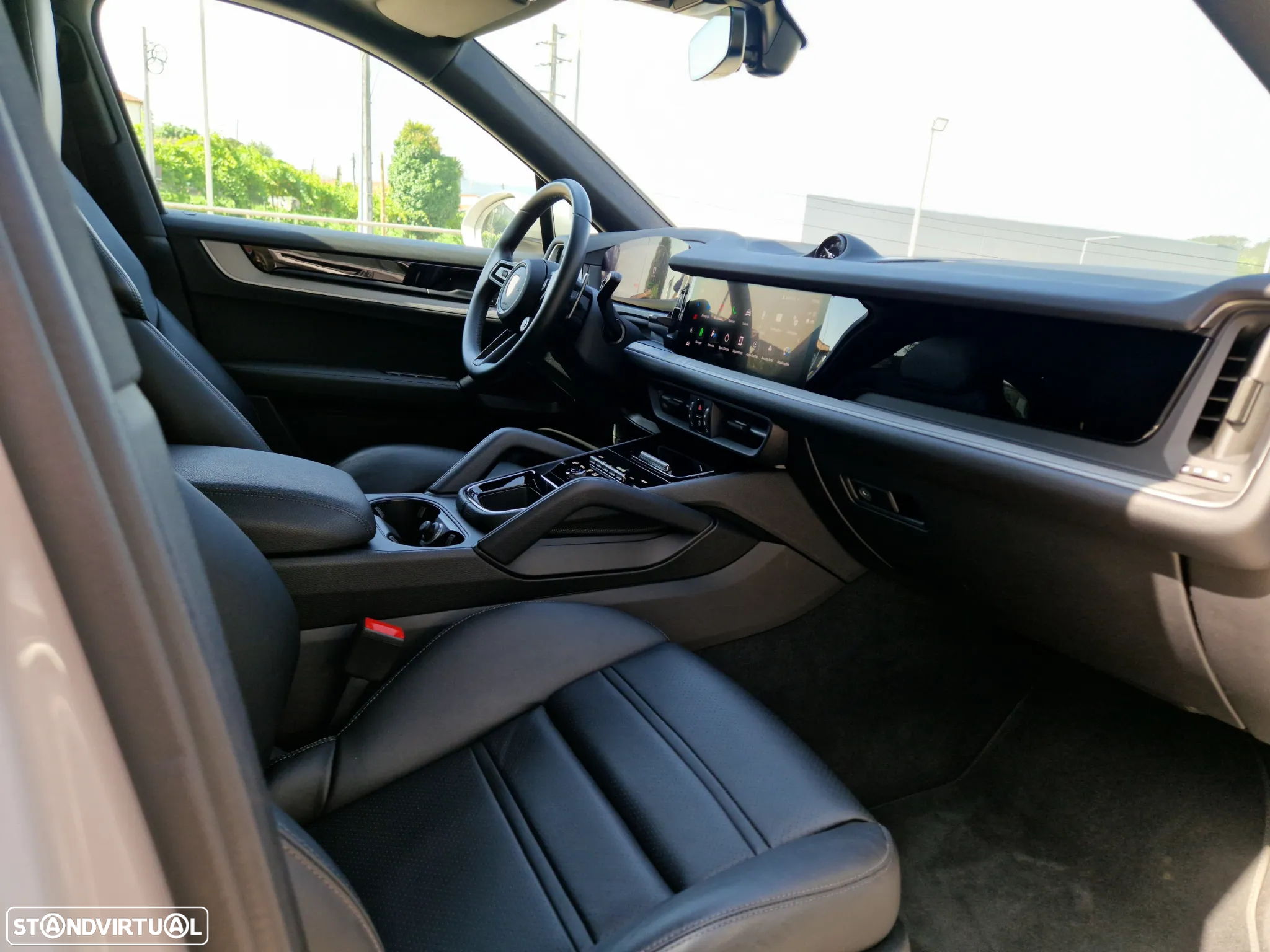 Porsche Cayenne Coupé E-Hybrid - 31
