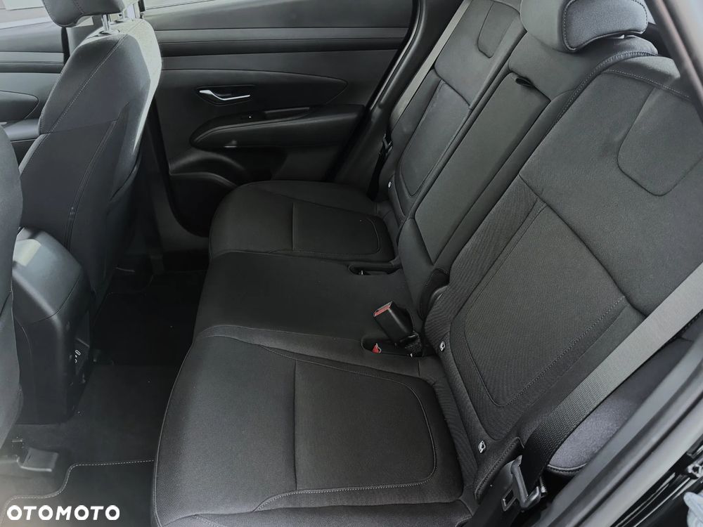 Hyundai Tucson 1.6 T-GDi HEV Modern 2WD - 12