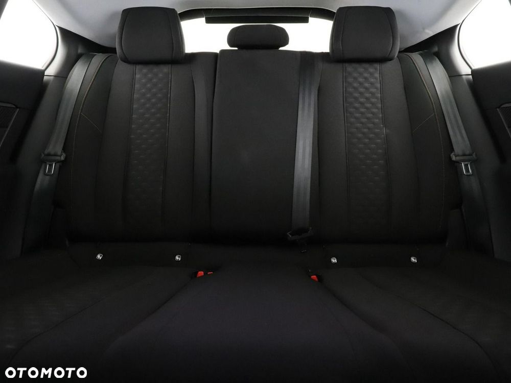 Peugeot 508 1.6 PureTech Active S&S EAT8 - 19