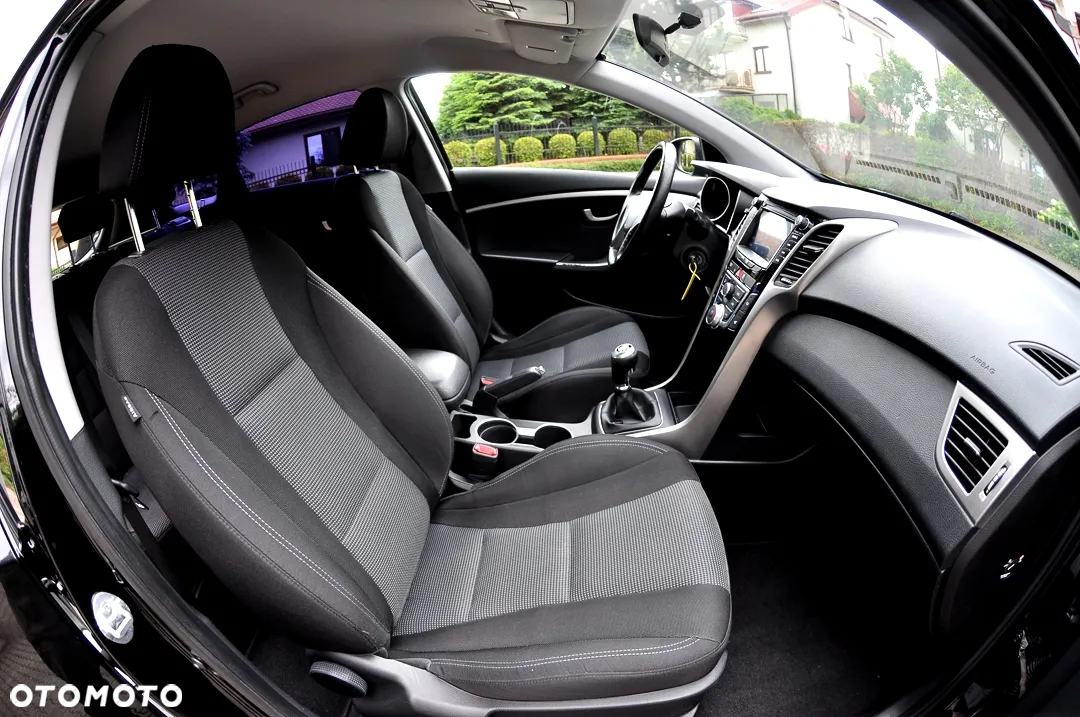 Hyundai i30 1.6 GDI BlueDrive Premium - 17