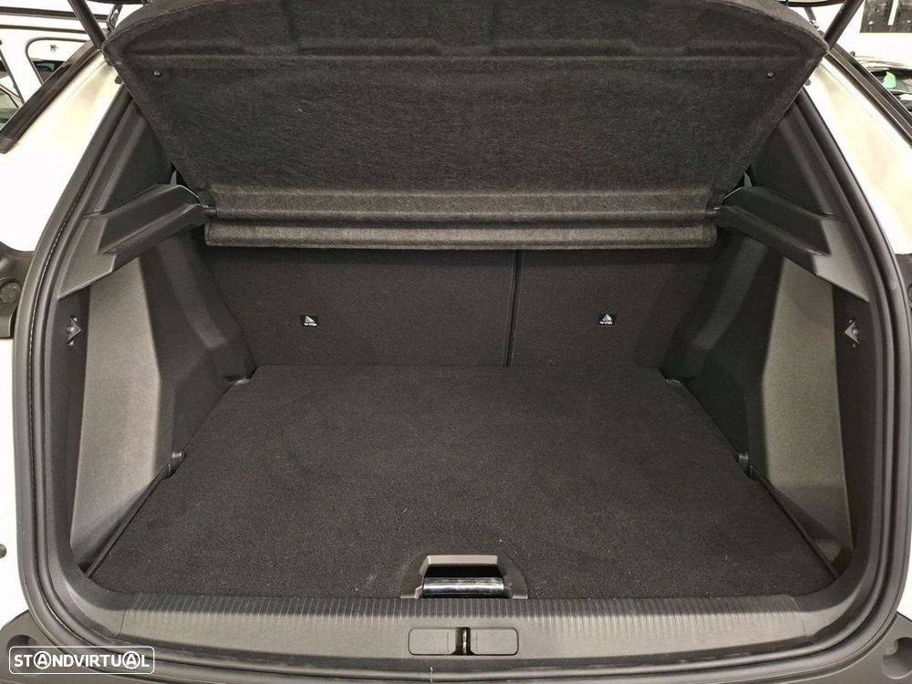 Peugeot 2008 1.2 PureTech GT - 7