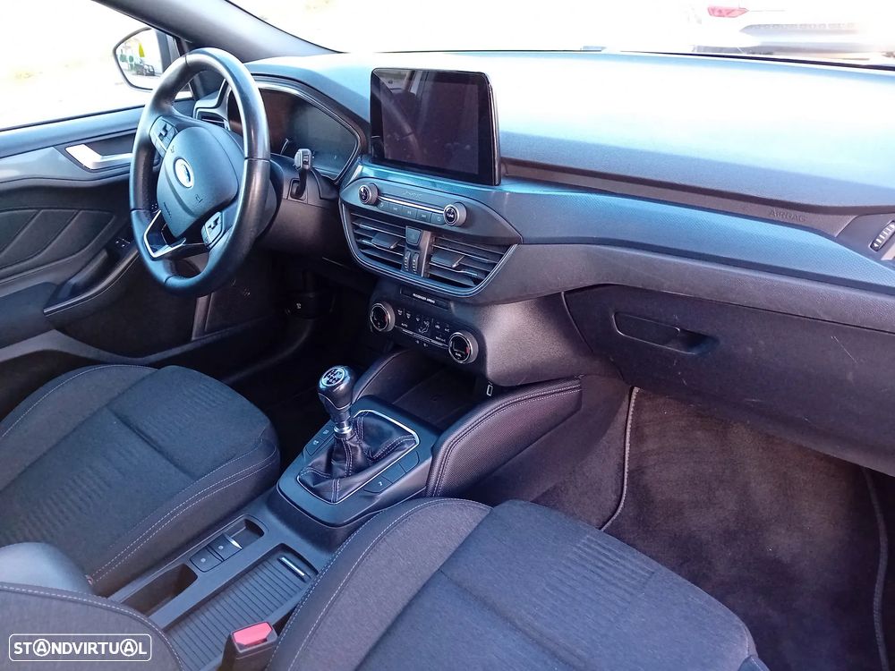 Ford Focus 1.0 EcoBoost Active - 8