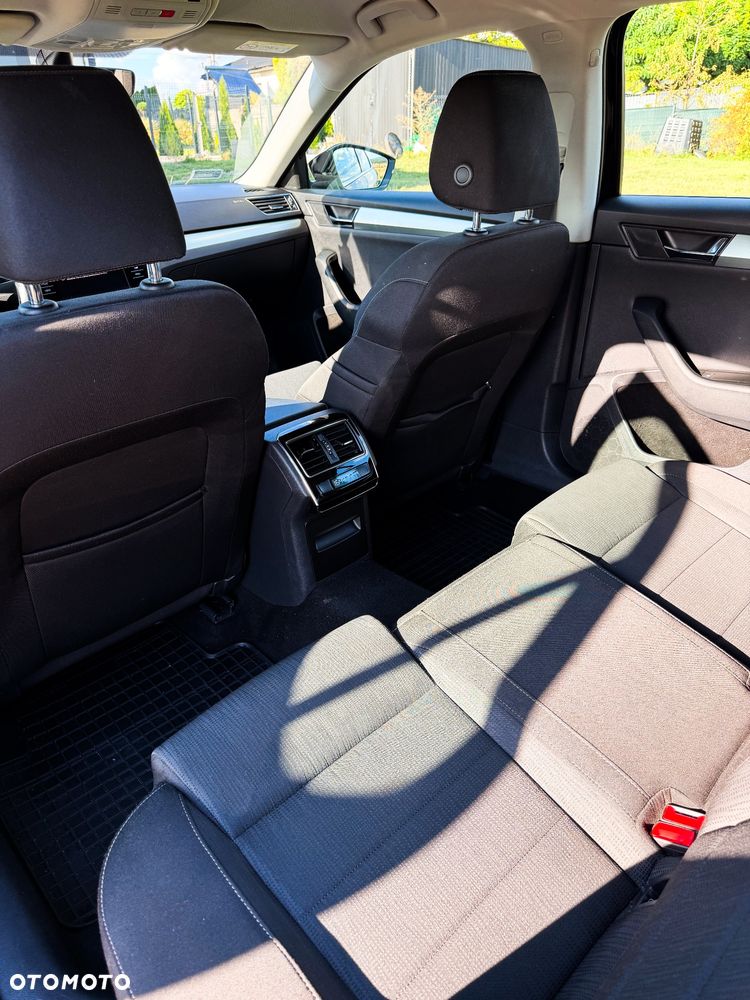 Skoda Superb 2.0 TDI Ambition DSG7 - 6