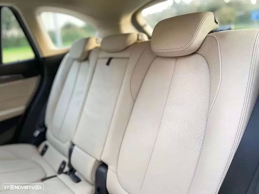 BMW X1 25 e xDrive xLine - 14