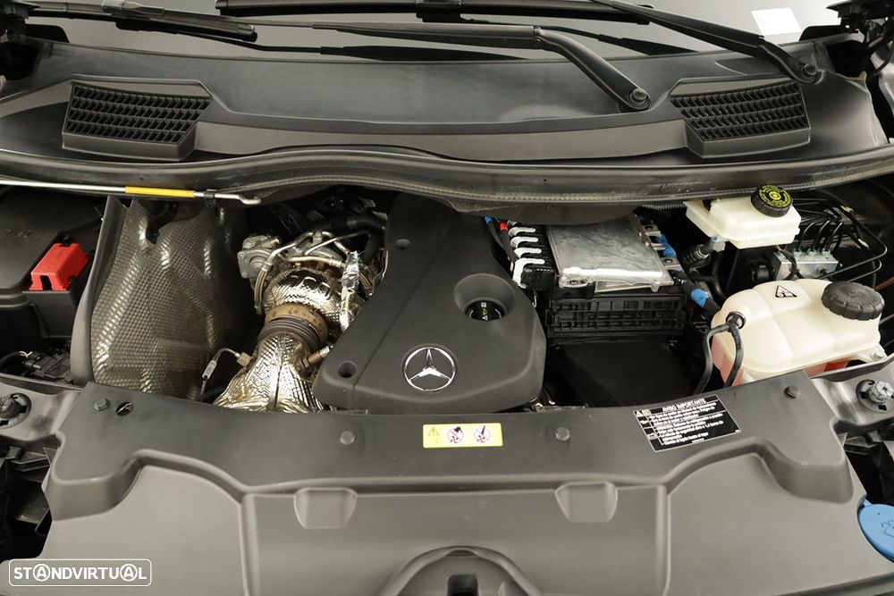 Mercedes-Benz Vito Tourer Longa Aut. SELECT - 22