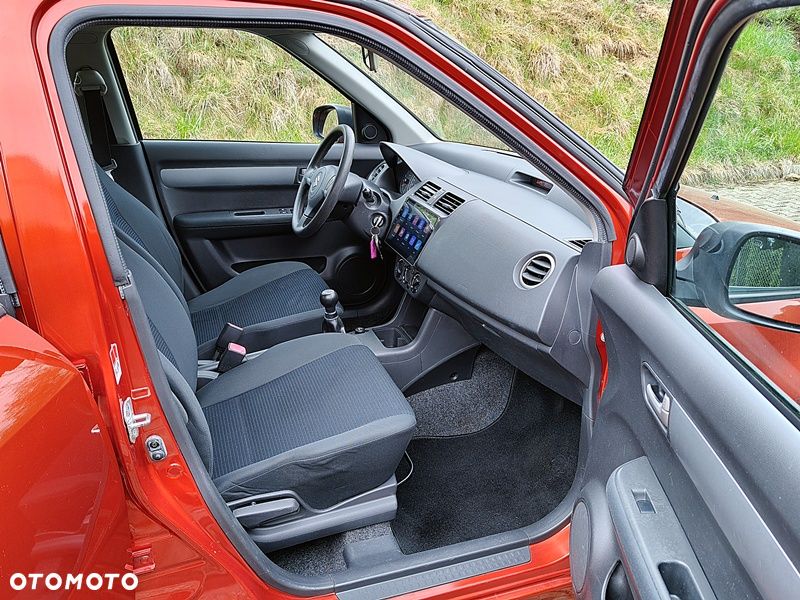 Suzuki Swift 1.3 GS / Premium - 9