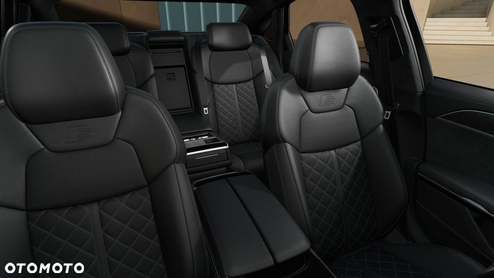 Audi A8 - 8