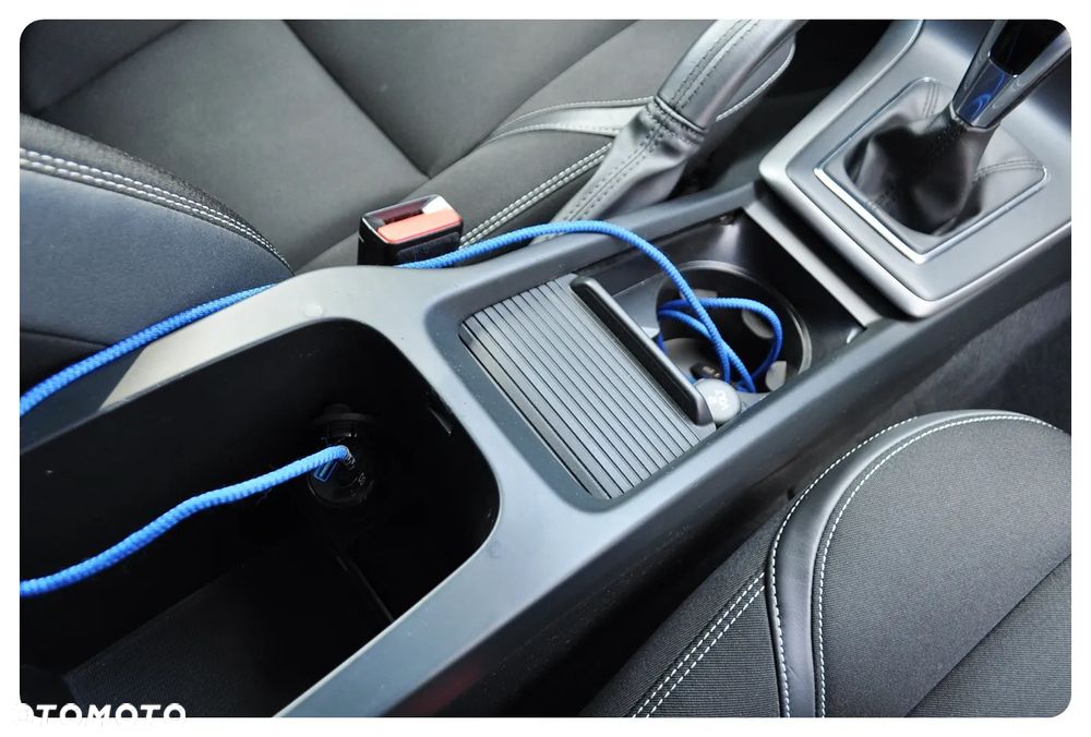 Volvo V40 T2 Drive-E Momentum - 39