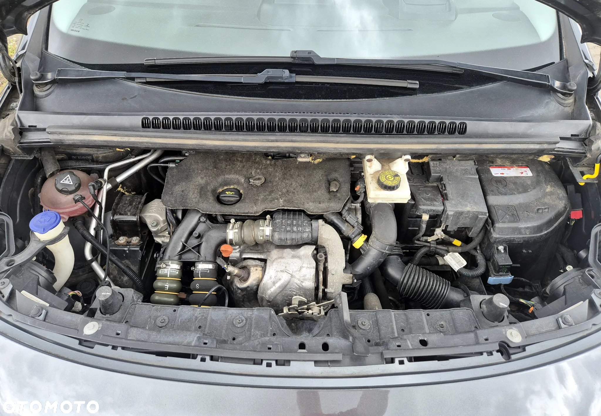 Peugeot 3008 HDi FAP 115 EGS6 Stop&Start Business-Line - 21