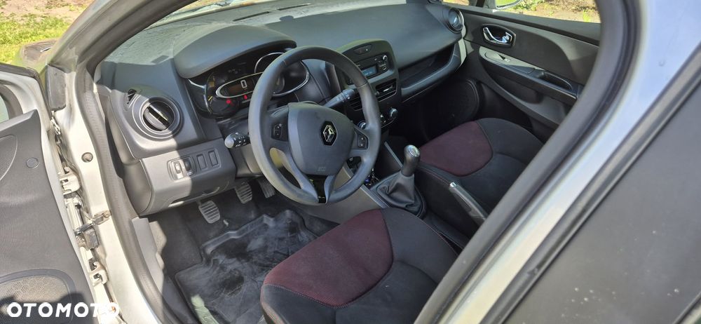 Renault Clio 1.2 16V Life - 5
