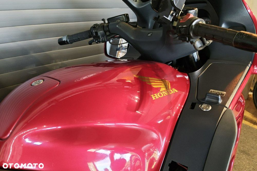 Honda ST - 4