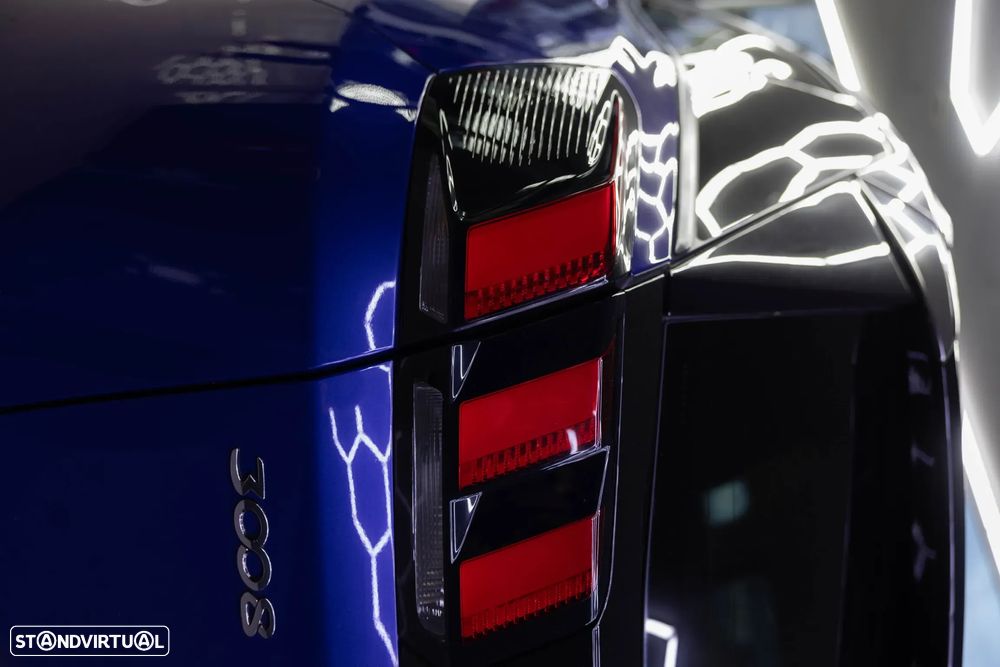 Peugeot 3008 PureTech 130 Stop & Start GPF EAT8 Crossway - 16