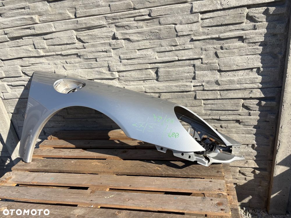 Porsche Carerra  911 997 Błotnik przedni prawy - 2