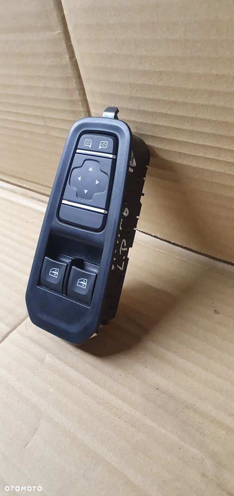 Panel szyb przełącznik lusterek Trafic IV 809617863R 254112588R 255700068R - 4