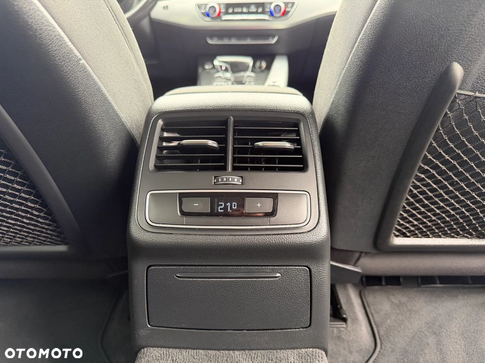 Audi A4 Avant 2.0 TDI Sport S tronic - 26