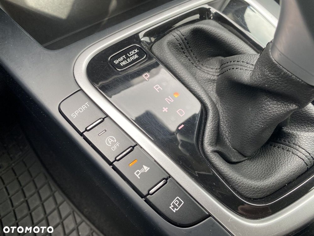 Kia Ceed - 25