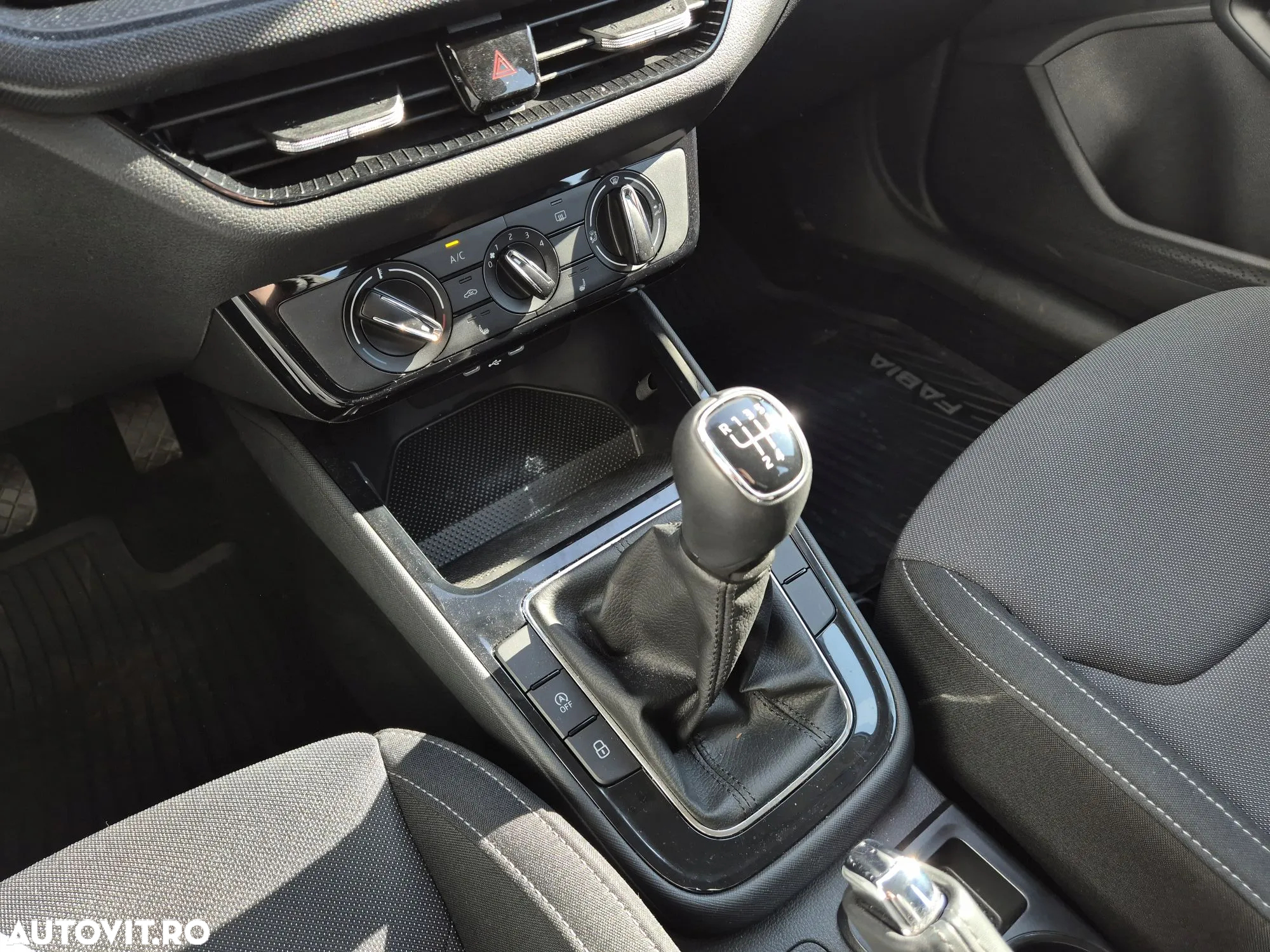 Skoda Fabia 1.0 TSI 95 CP Ambition - 27