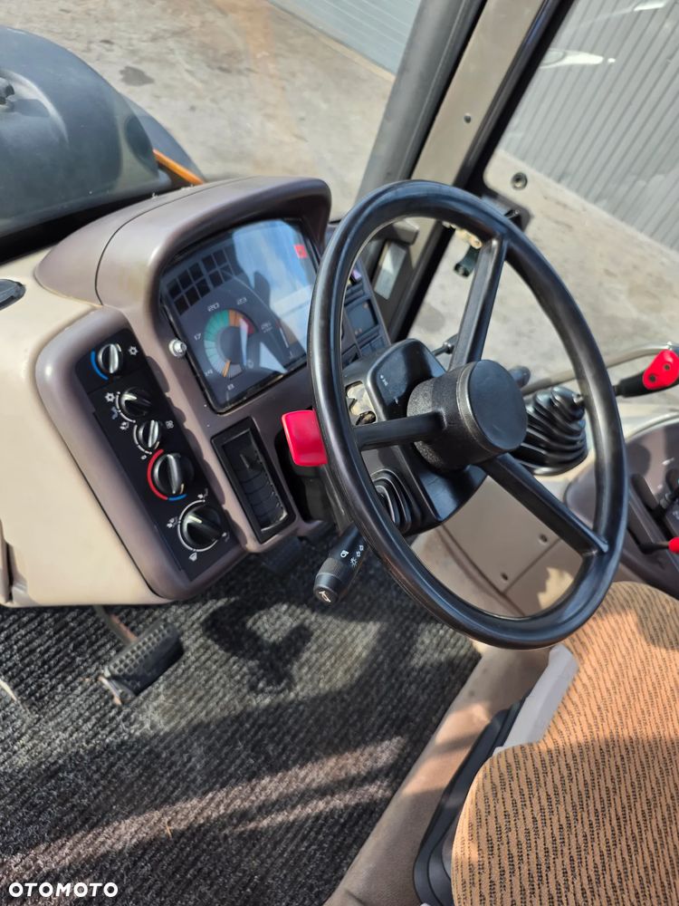 Renault Ares 640 RZ - 10