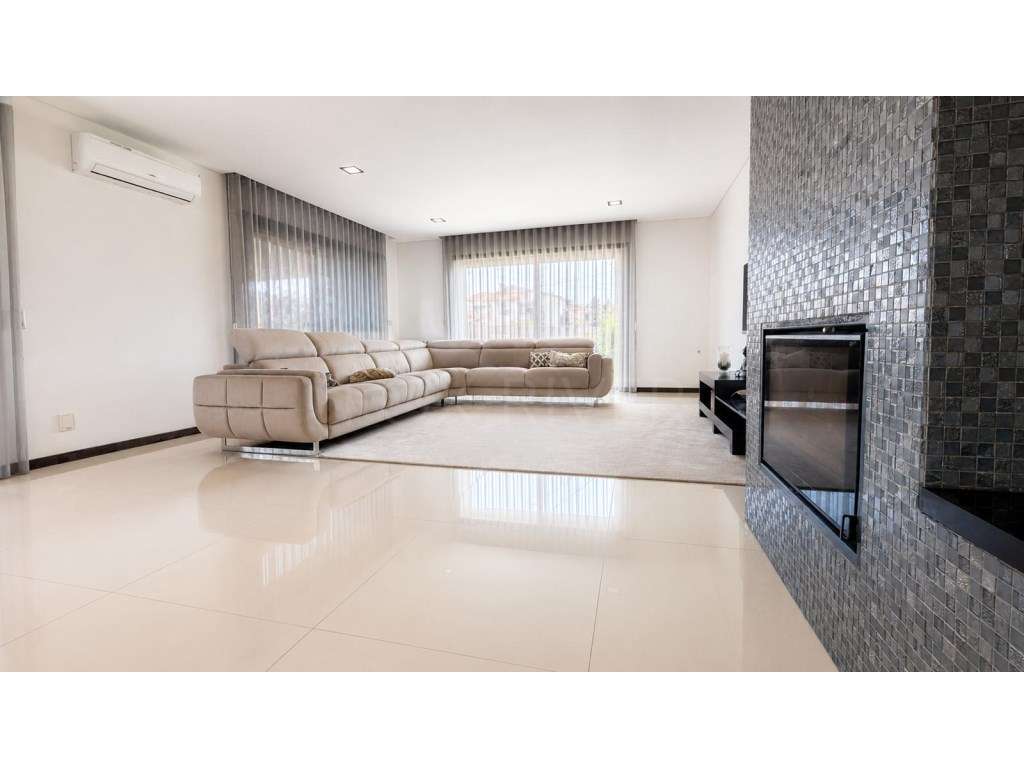 Moradia T2 com piscina em Chafé - Grande imagem: 5/18