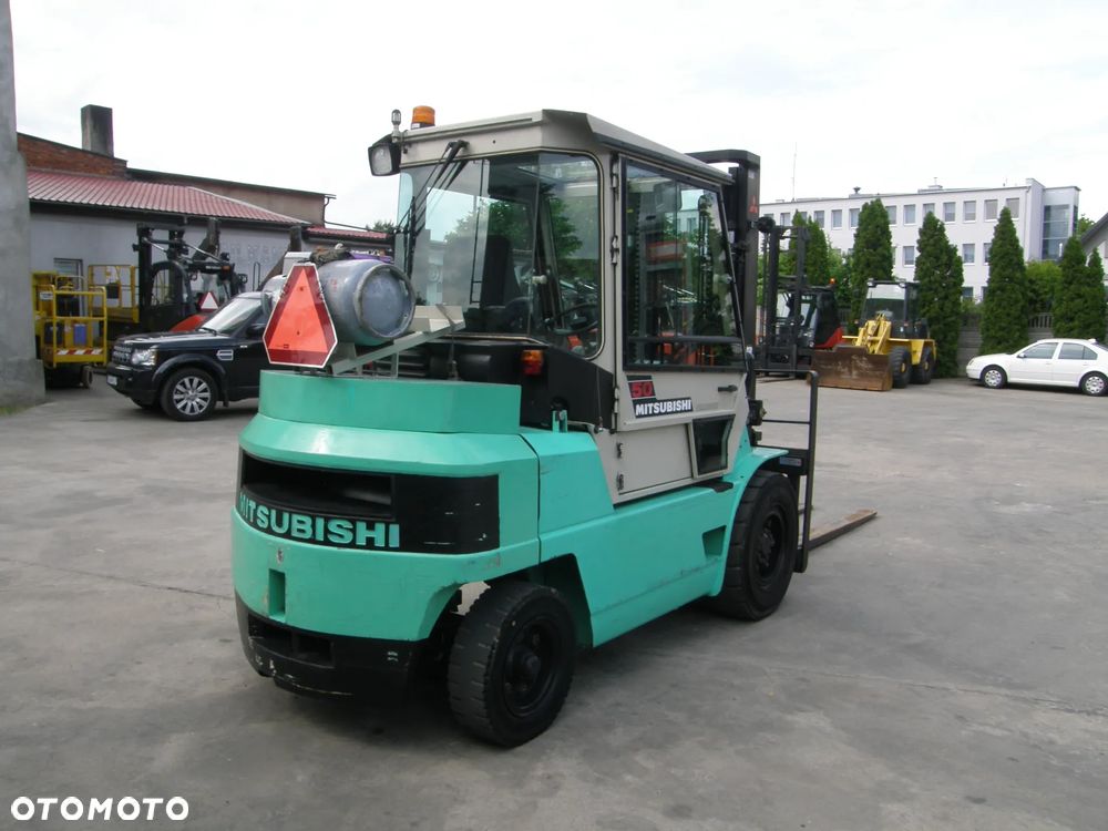 Mitsubishi FG50 widły 2,60m przesuw pozycjoner - 8
