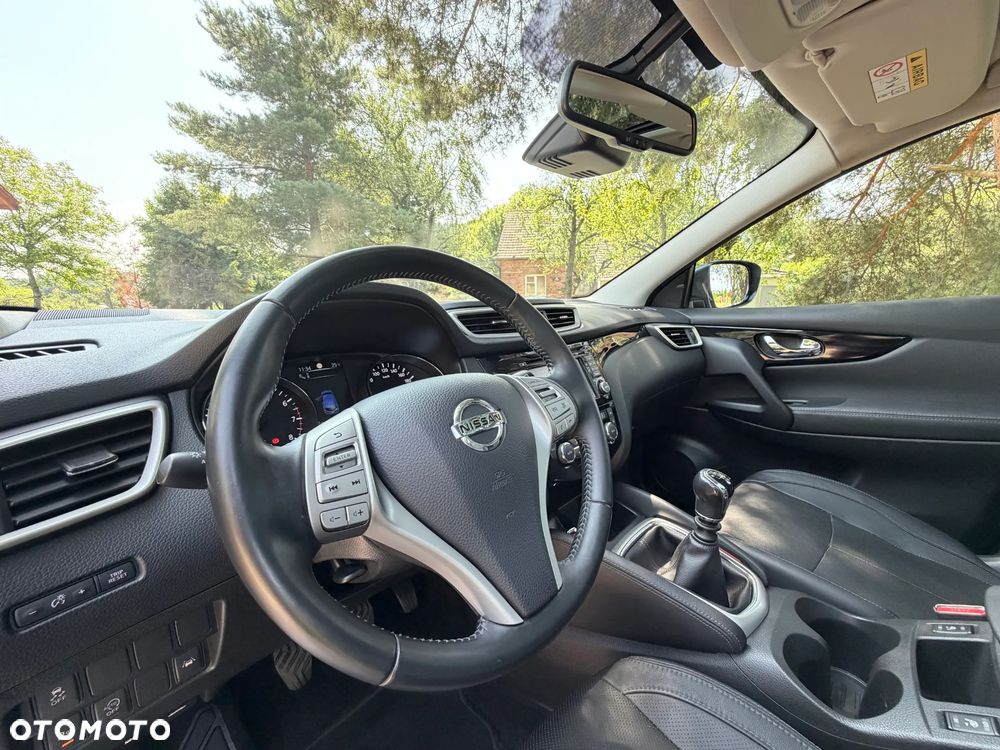 Nissan Qashqai 1.6 DIG-T Tekna+ - 17