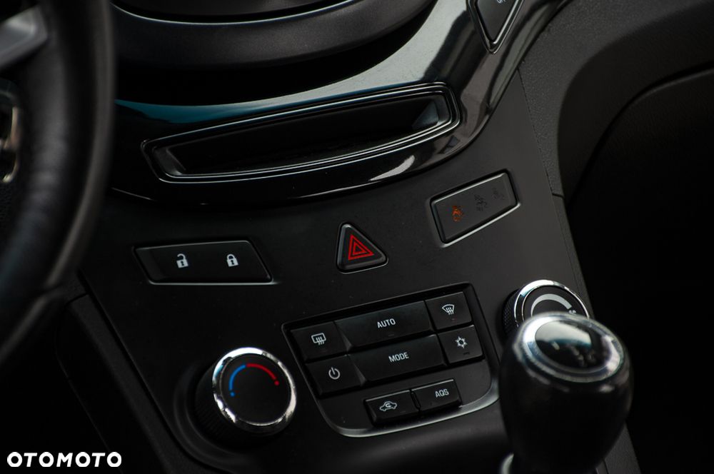 Chevrolet Orlando 1.8 LT+ - 38