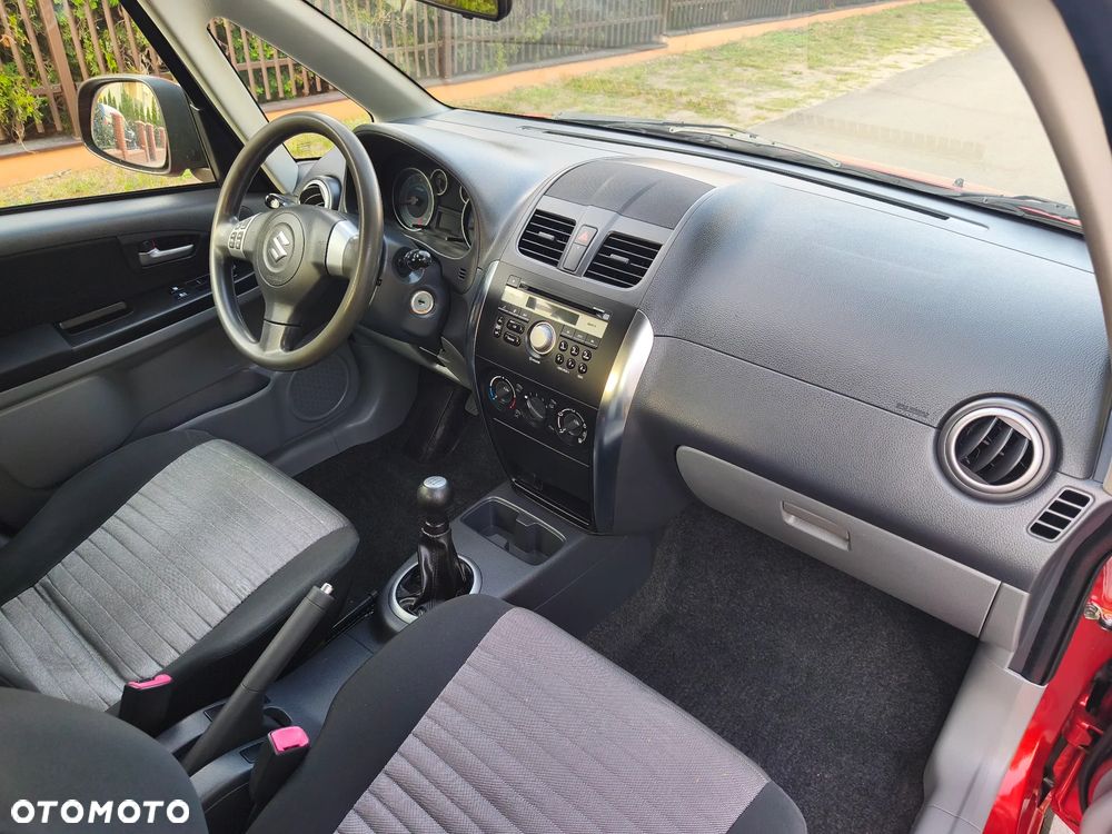 Suzuki SX4 1.6 VVT 4x4 Club - 24