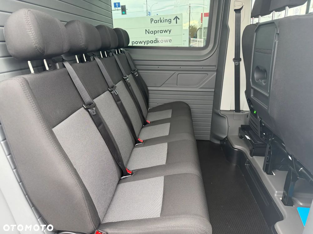 Volkswagen Crafter - 13