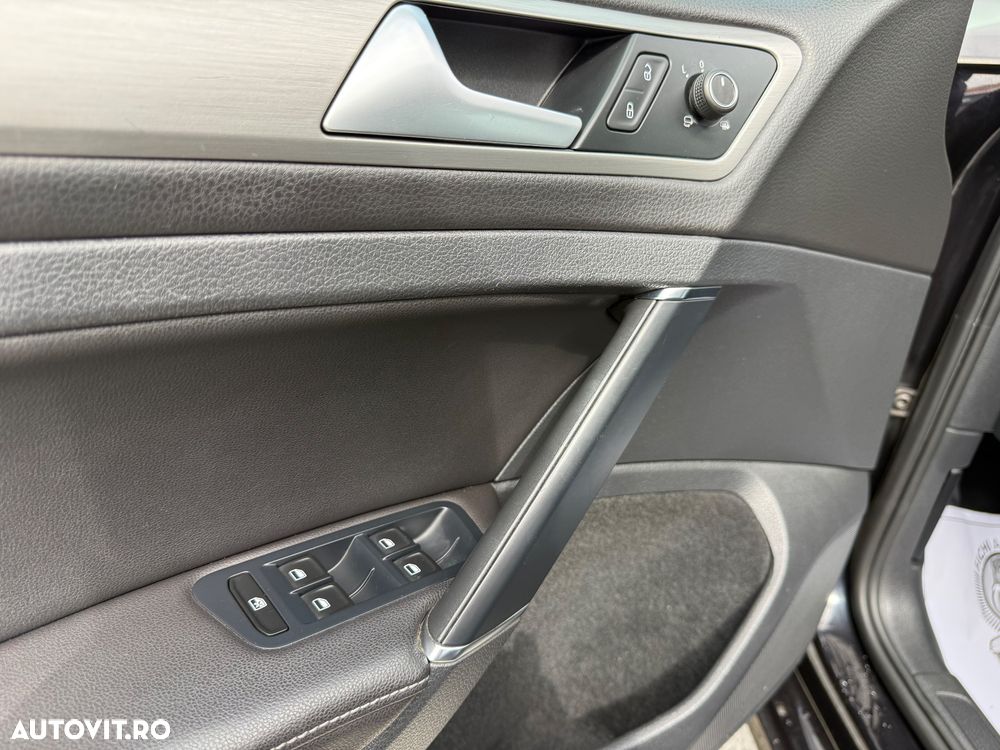 Volkswagen Golf 1.6 TDI (BlueMotion Technology) Trendline - 14