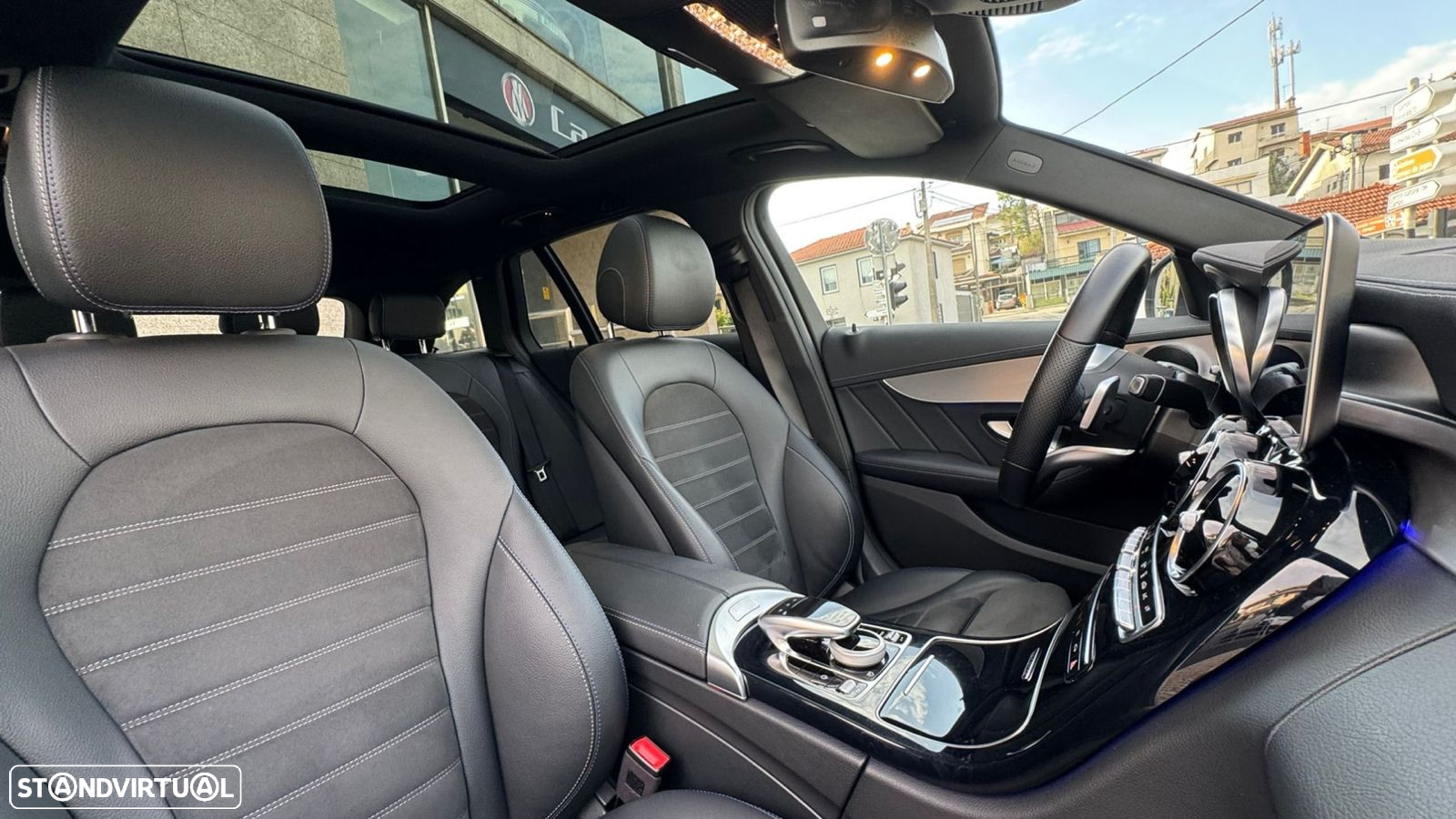 Mercedes-Benz C 300 de AMG Line - 12