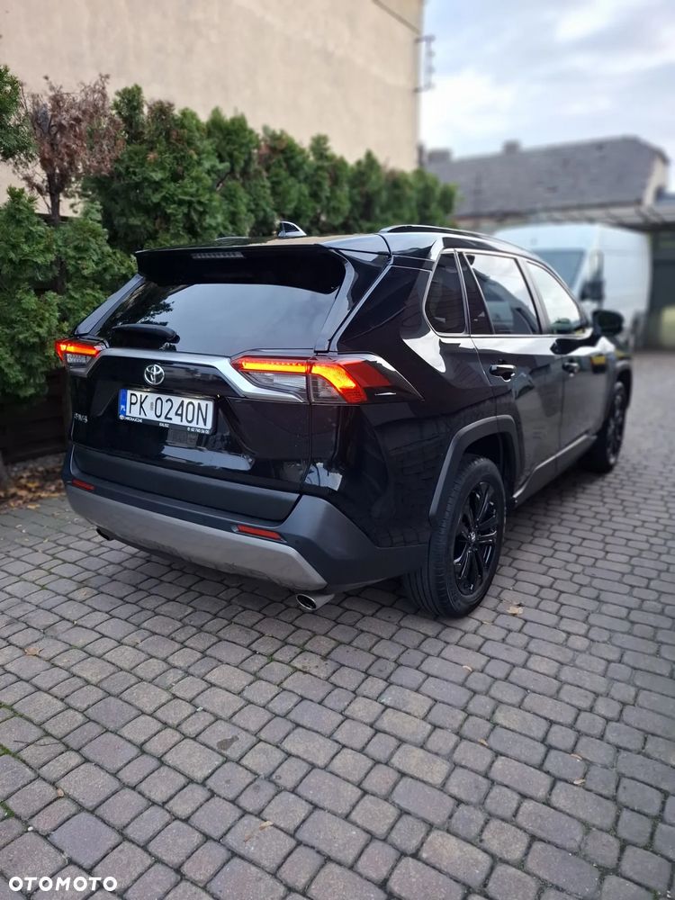 Toyota RAV4 - 5