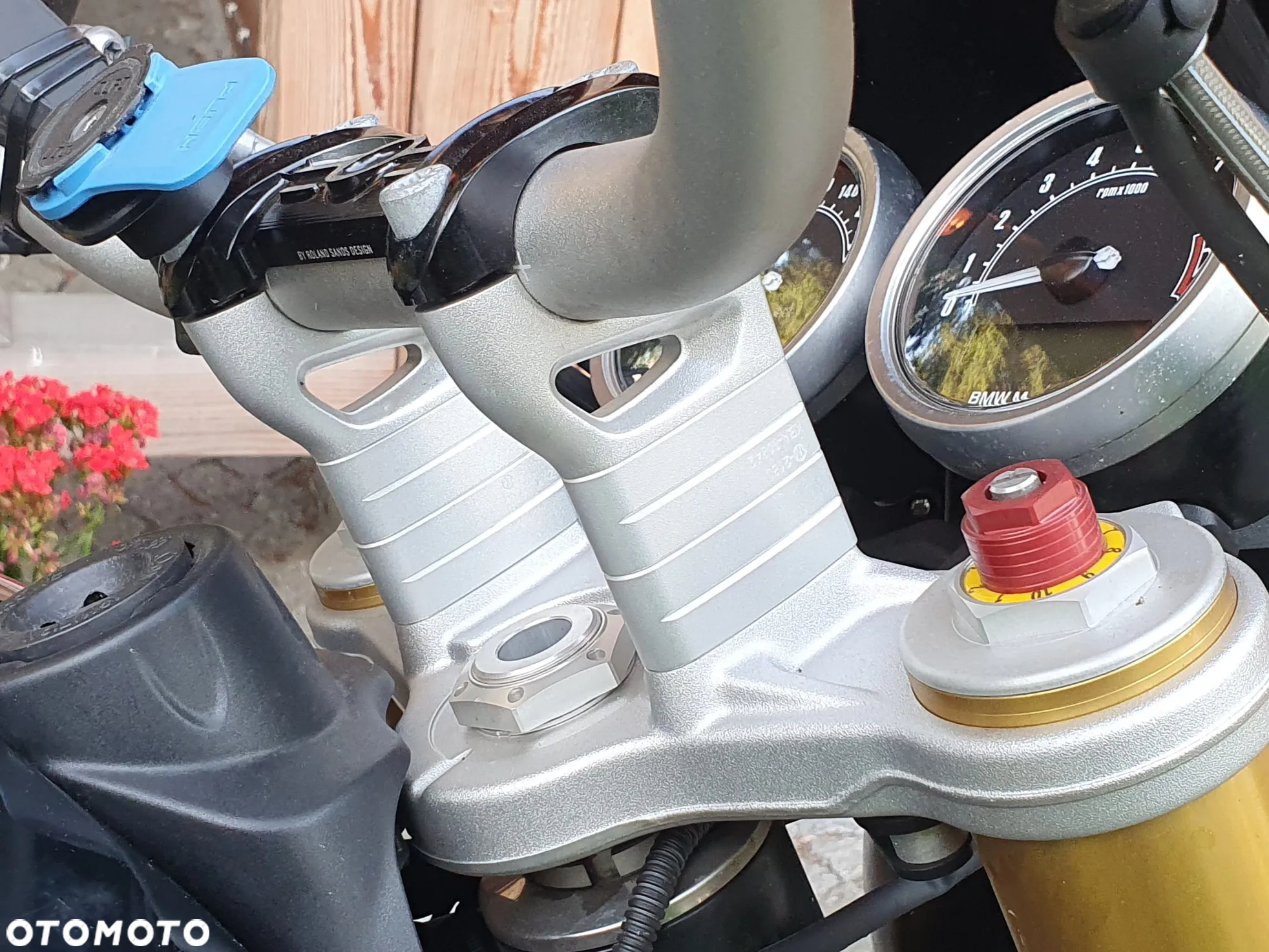 BMW R - 8