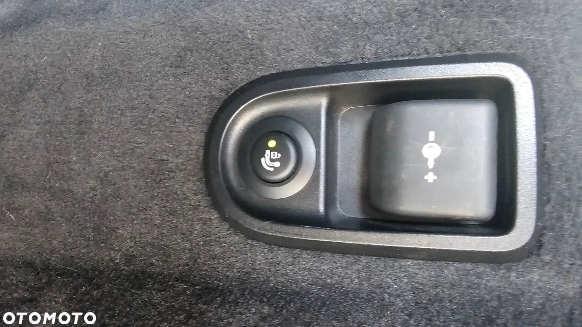 BMW Seria 5 530d xDrive Luxury Line - 25