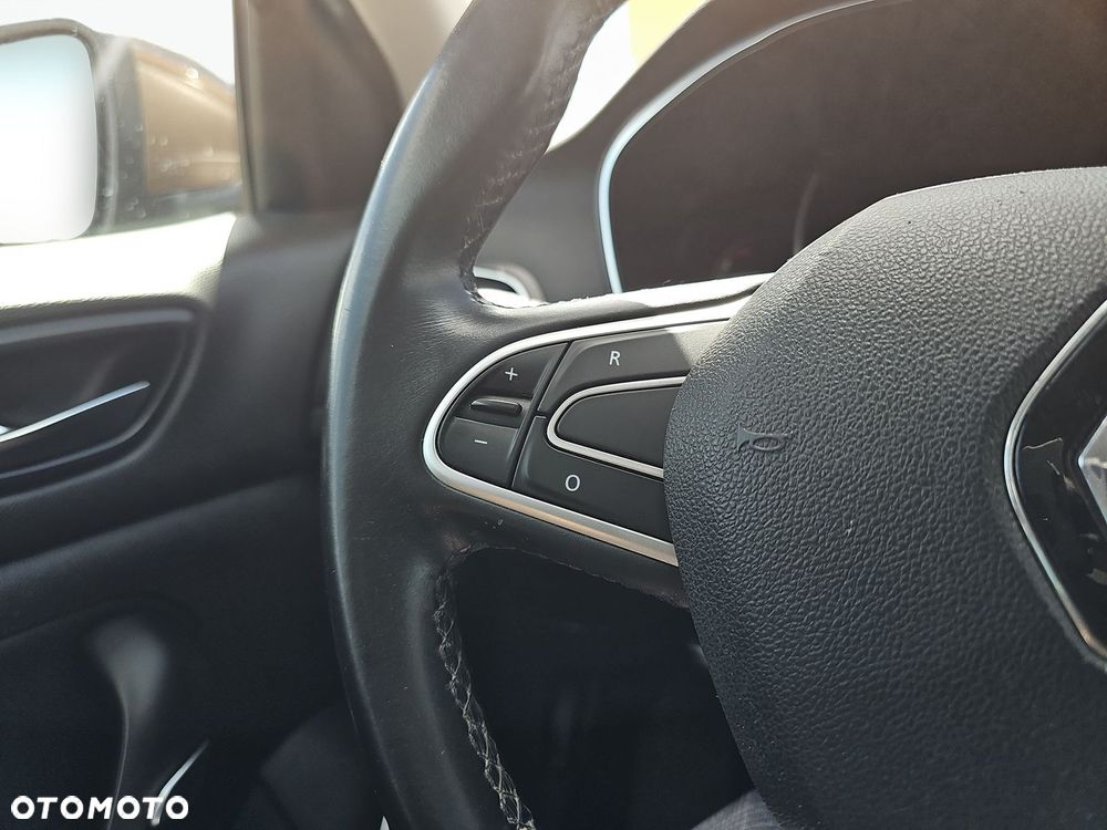Renault Megane 1.2 Energy TCe Bose - 38
