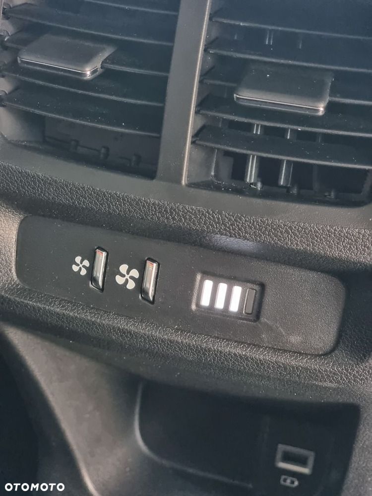 Citroën Berlingo XL 1.5 BlueHDI Shine S&S (7-os.) - 22