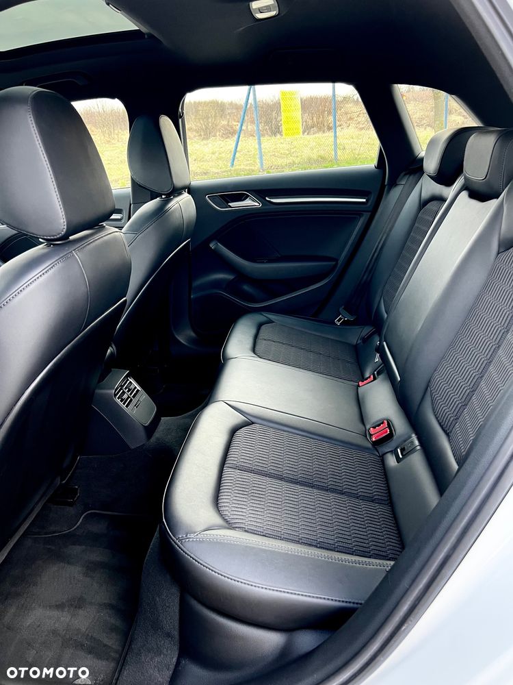 Audi A3 Sportback - 31