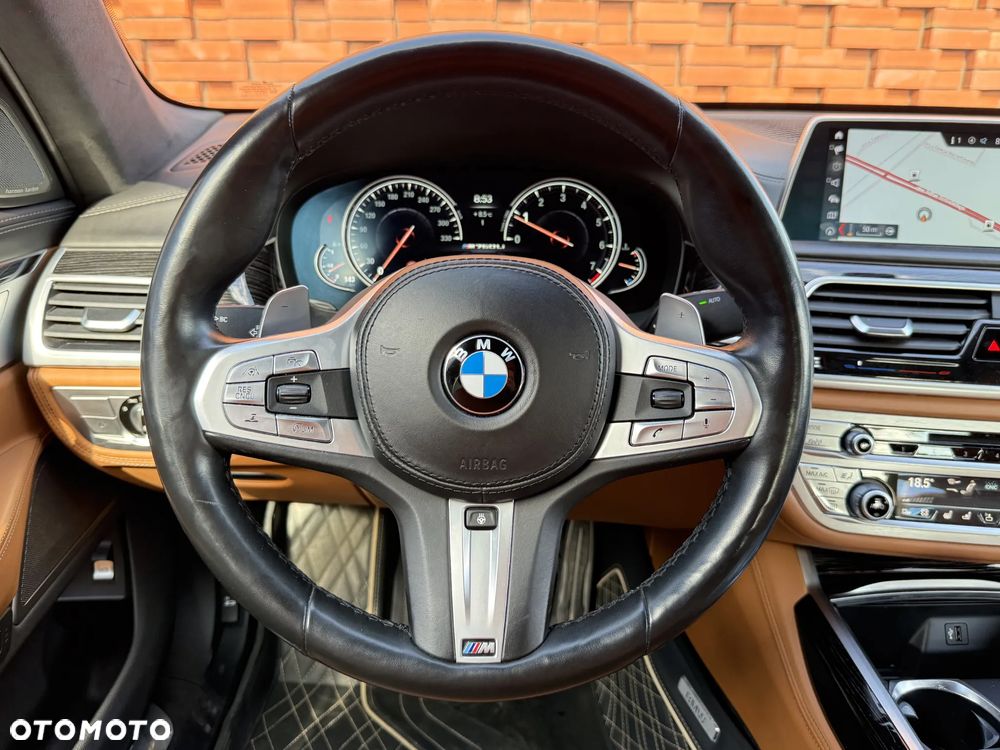 BMW Seria 7 - 15