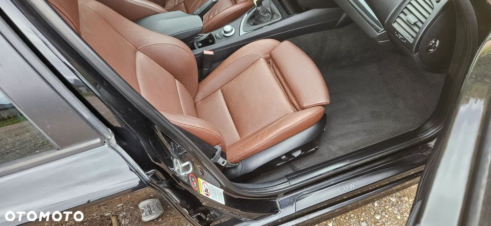 BMW Seria 1 120i Edition Sport - 12