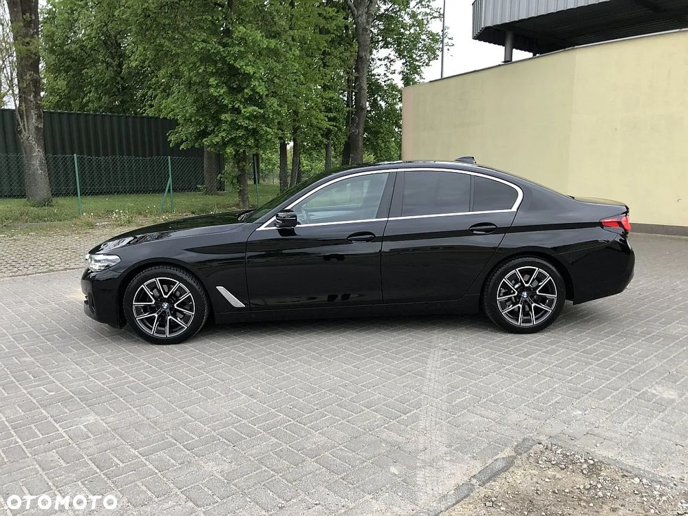 BMW Seria 5 518d mHEV Luxury Line sport - 8
