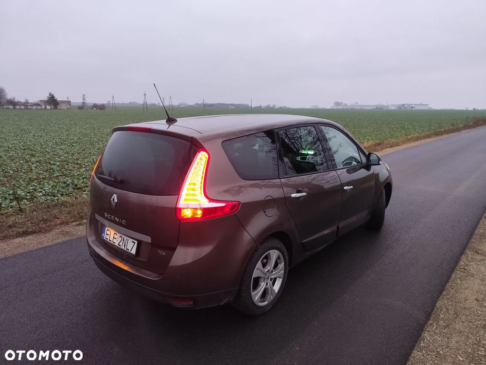 Renault Grand Scenic TCe 130 Bose Edition - 33