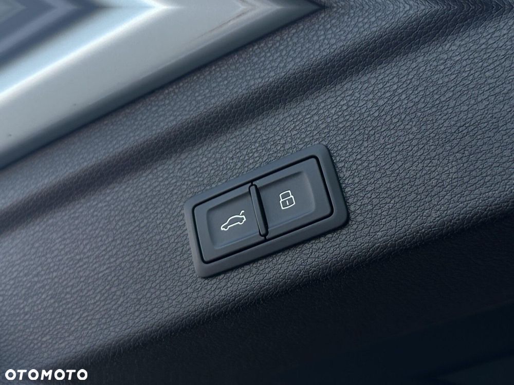 Audi Q3 Sportback 40 TFSI Quattro S-Line S tronic - 35
