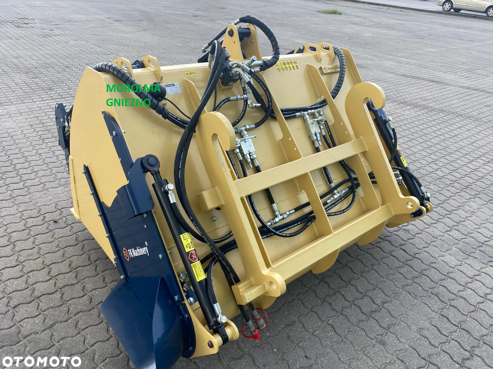 Szufla (łyżka) ślimakowa objętościowa z frezem hydraulicznym i nożami dokręcanymi KOŁASZEWSKI moc. JCB Q-Fit ( 2 silniki ) - 2