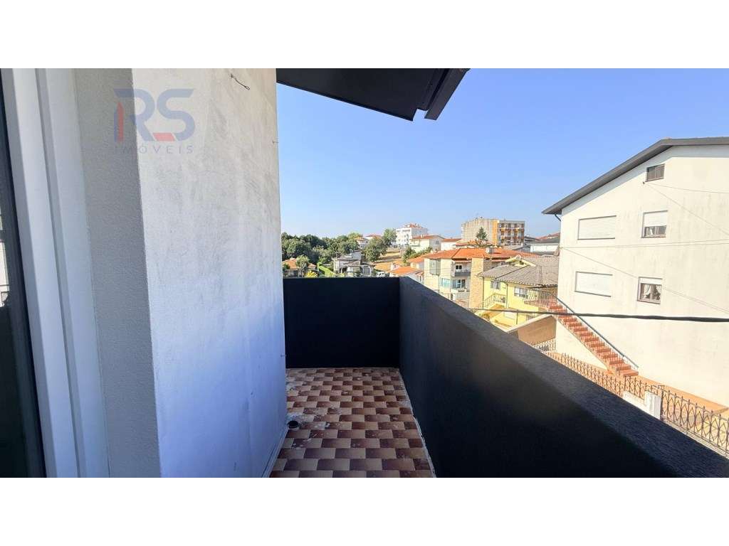Andar moradia independente T3 - Grande imagem: 3/25