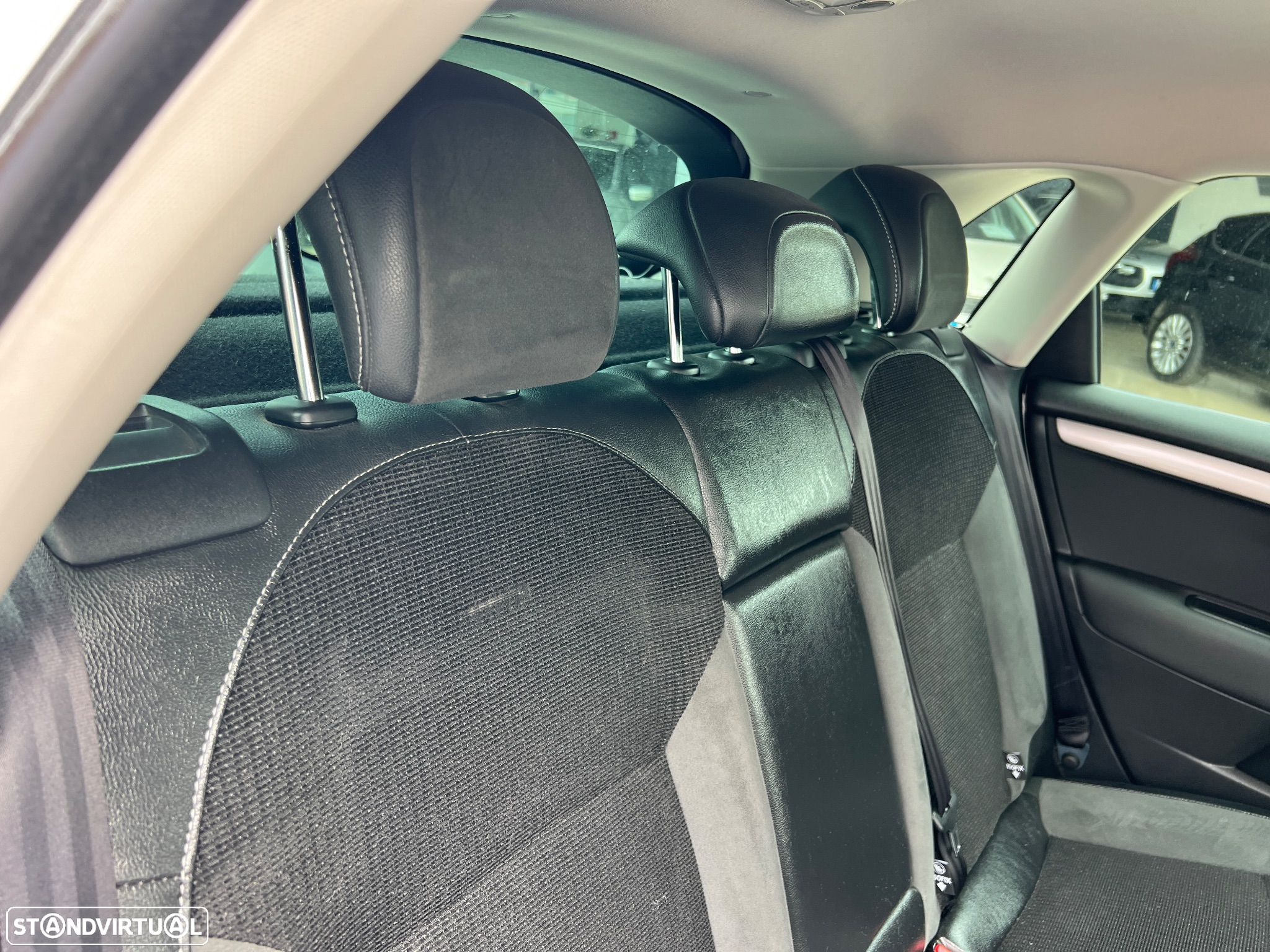 Citroën C4 1.6 BlueHDi Shine - 17