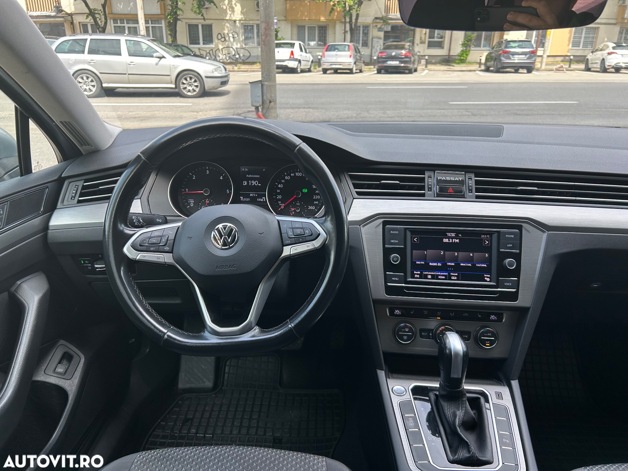 Volkswagen Passat - 16