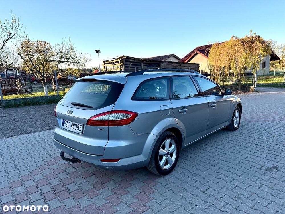 Ford Mondeo 1.8 TDCi Ghia - 5
