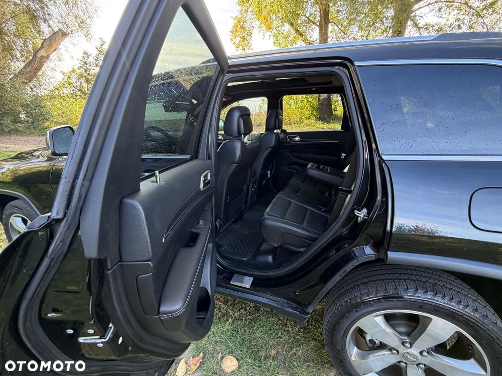 Jeep Grand Cherokee - 17