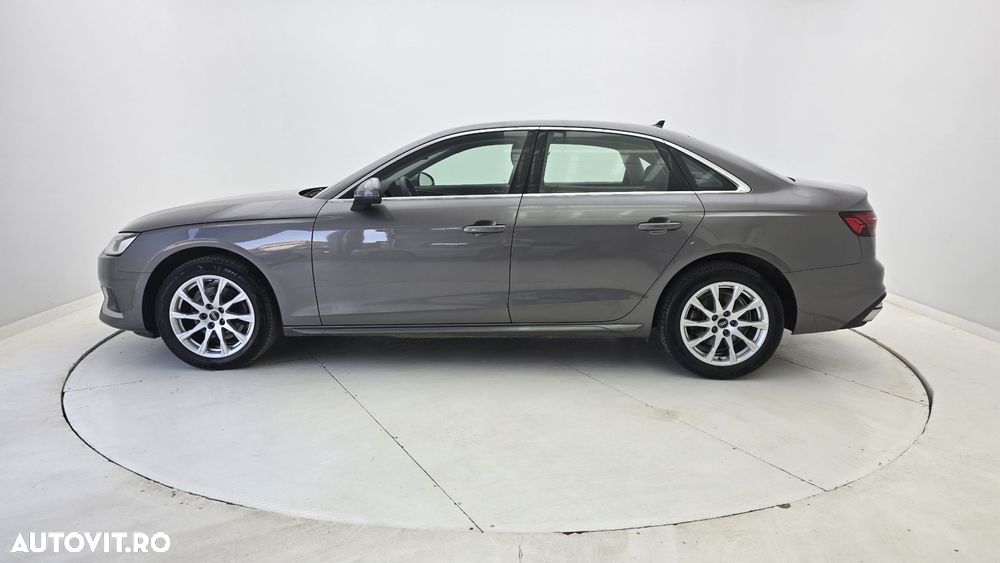 Audi A4 30 TDI S tronic MHEV Basic - 9