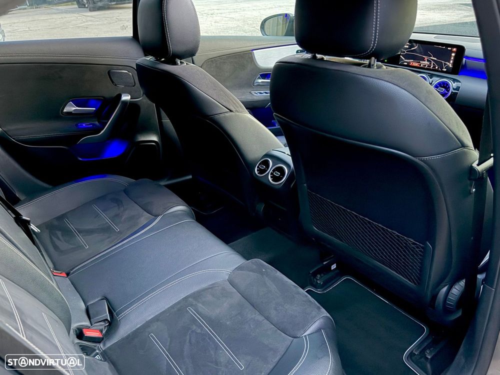 Mercedes-Benz A 200 Limousine 7G-DCT AMG Line - 24